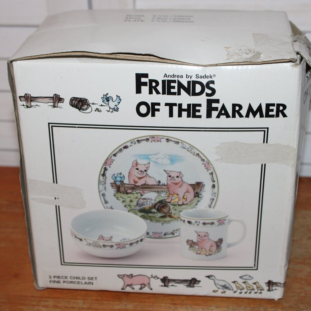 Andrea by Sadek Friends of the Farmer 3 Piece Child Fine Porcelain Pig Dish Set - Picture 4 of 5